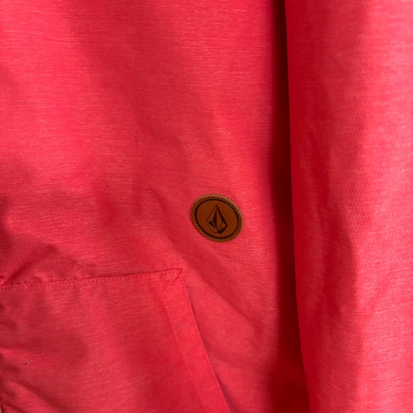Volcom Women's Size M Salmon Pink Medium weight Winter Jacket - Picture 3 of 14